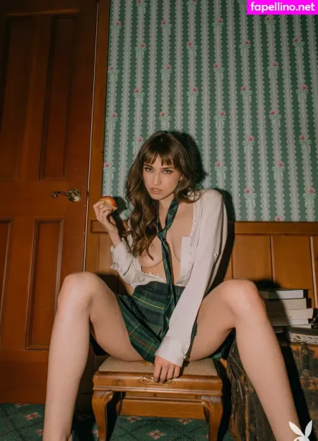 Ivy Rose OnlyFans Thumbnail #RWTunllRTn