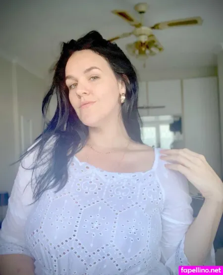 Ivy Swings OnlyFans Thumbnail #9nKdhWk50n