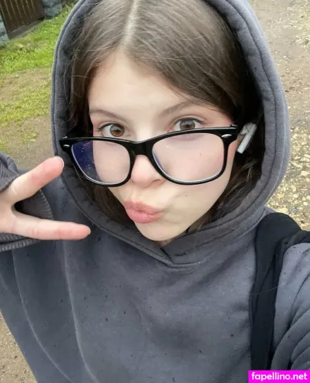 Ivy Vi OnlyFans Thumbnail #oHpkLzg1NQ