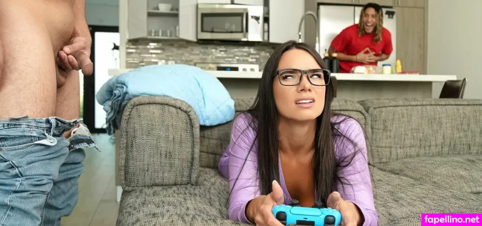 Ivyball Main Profile Photo