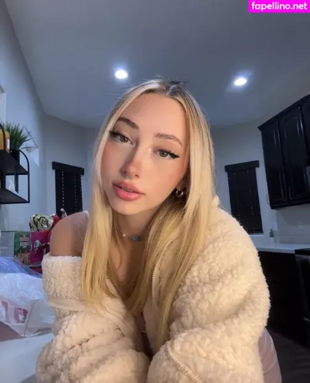 Ivyballl 2 OnlyFans Thumbnail #56URHNbW3J