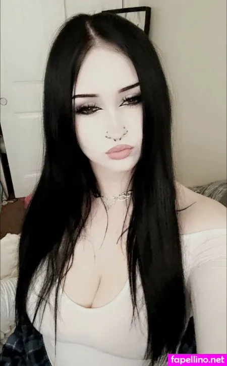 Ivymolfino OnlyFans Thumbnail #UeKnfBOTxe