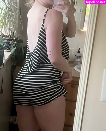 Ivypearl42069 OnlyFans Thumbnail #OiwwdPoakB