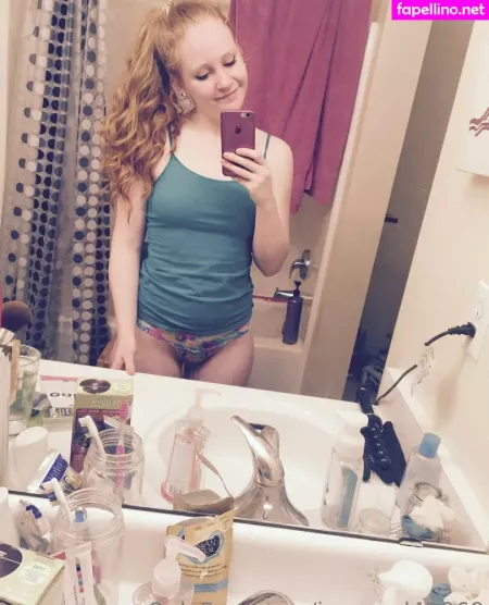 Ivypearl42069 OnlyFans Thumbnail #eIEan8zis4