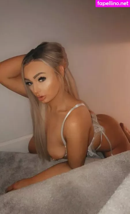 Iwantfeli OnlyFans Thumbnail #2a4orUbkBS