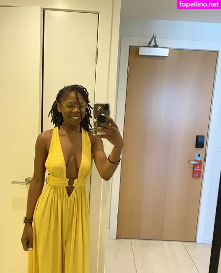 Iwanthazelgrace OnlyFans Thumbnail #0if8COawa7