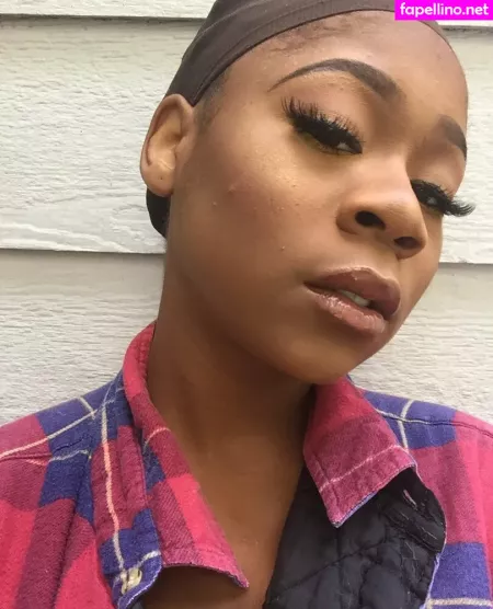 Iwanthazelgrace OnlyFans Thumbnail #6yWzRqGFn1