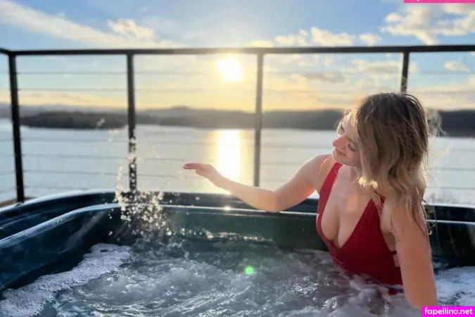 Iwona Blecharczyk OnlyFans Thumbnail #4sBF33bGRY