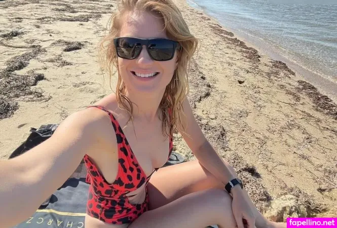 Iwona Blecharczyk OnlyFans Thumbnail #CHNOZgxZ9G