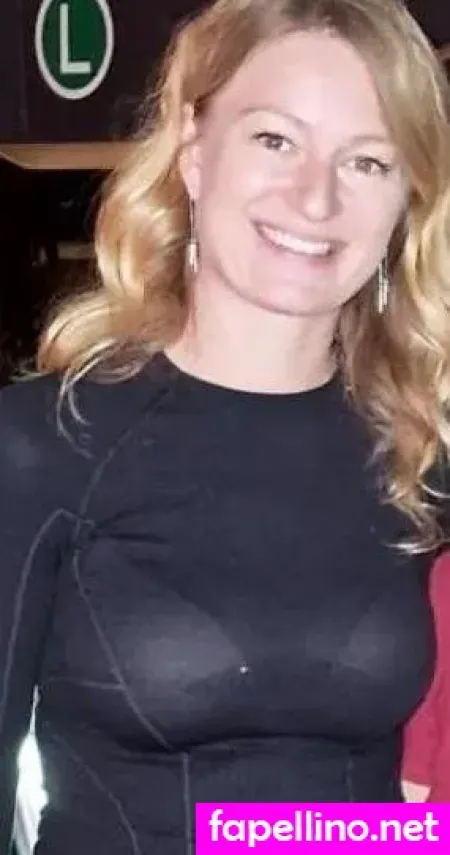 Iwona Blecharczyk OnlyFans Thumbnail #gOW1i5AA2m