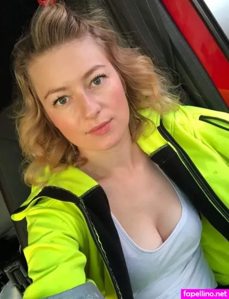 Iwona Blecharczyk OnlyFans Thumbnail #kY8oq7ghph