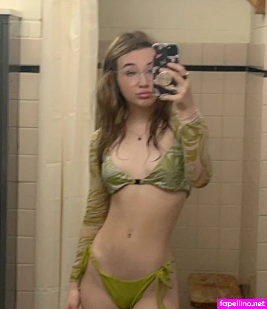 bellybbelle, itsisabellelee, ixabxlle_ Nude Leaked OnlyFans Photo #yua1TPsWSB