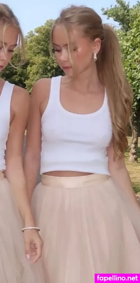 Iza And Elle OnlyFans Thumbnail #LLelcFrMbB