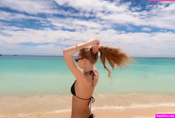 Iza And Elle OnlyFans Thumbnail #kXAEarxBMR