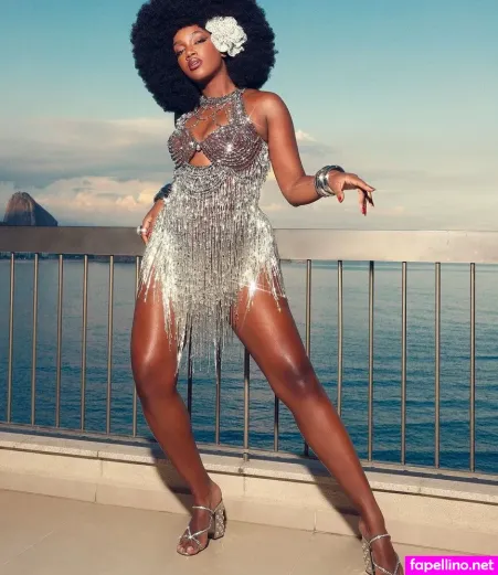 Iza Cantora 1 OnlyFans Thumbnail #rzGfqUdkNu