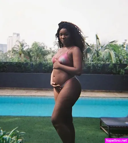 Iza Cantora 1 OnlyFans Thumbnail #xKY7IGCNi3