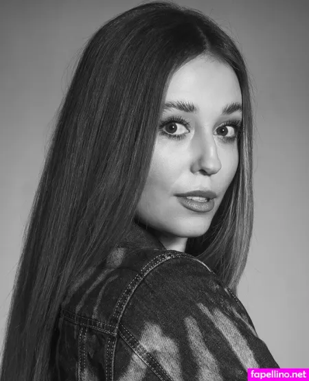 Iza Krzan Main Profile Photo