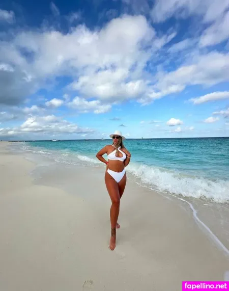 Iza Moon OnlyFans Thumbnail #UWI6iLzOxe