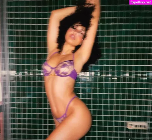 Izabela Guedes OnlyFans Thumbnail #9UJvIhaVZq