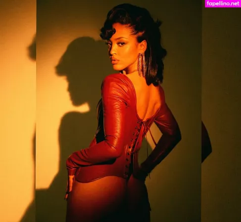 Izabela Guedes OnlyFans Thumbnail #llwITqJ5mD