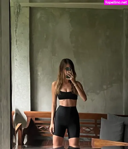 Izabella Krzan OnlyFans Thumbnail #FjXY6P6foO
