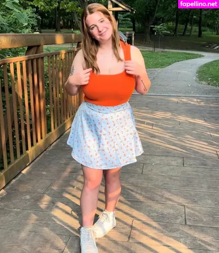 Izabella OnlyFans Thumbnail #1zVzAubaOT