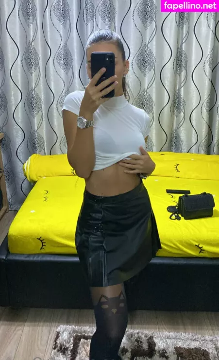 Izabellexxx OnlyFans Thumbnail #ZaNbgICquB