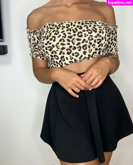 Izabellexxx OnlyFans Thumbnail #cy2ealm72u