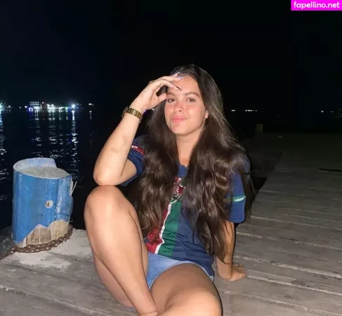 Izabelly Linhares OnlyFans Thumbnail #9hvXBMmuyx