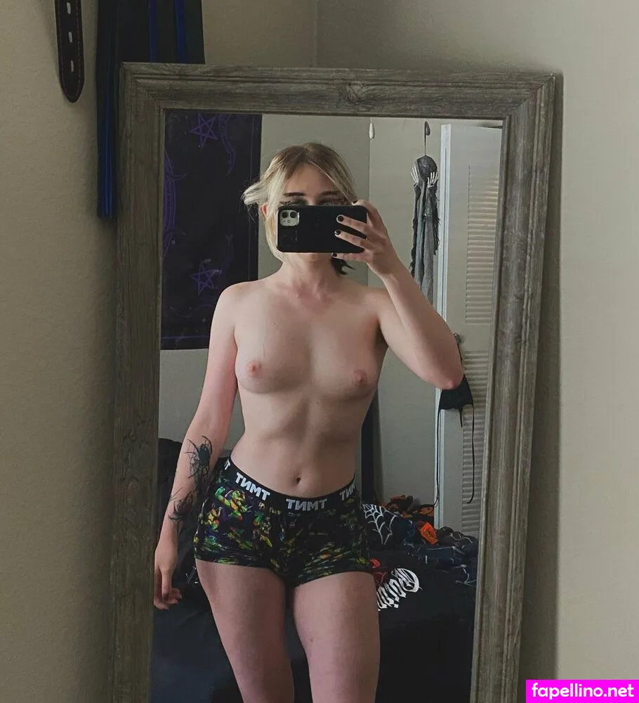 Gothicfoxxs, deadstonefox Nude Leaked OnlyFans Photo #3XabrVpohN