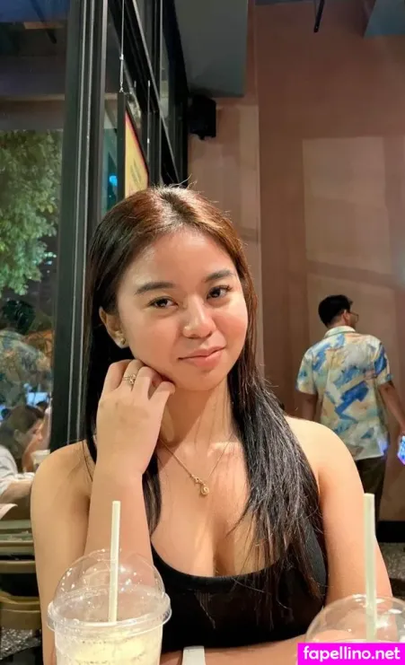 Izel Palacio OnlyFans Thumbnail #27oAgyOVlP