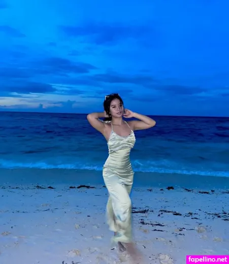 Izel Palacio OnlyFans Thumbnail #r8TiJXtv8o