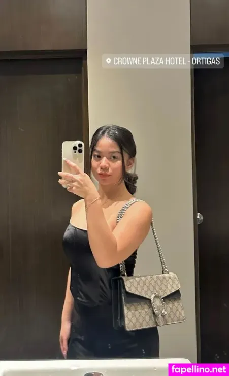 Izel Palacio OnlyFans Thumbnail #ykd7tT6Oo1