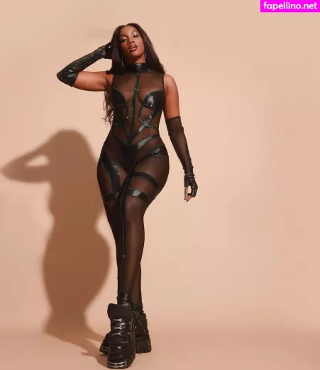 Izza Cantora OnlyFans Thumbnail #4TX6hv4MY2