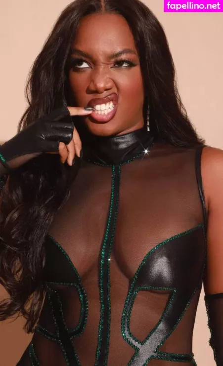 Izza Cantora OnlyFans Thumbnail #bkdAVgkA9X