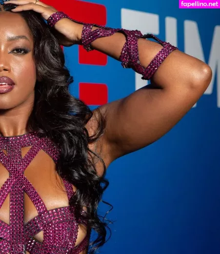 Izza Cantora OnlyFans Thumbnail #nrwUf8PrMi