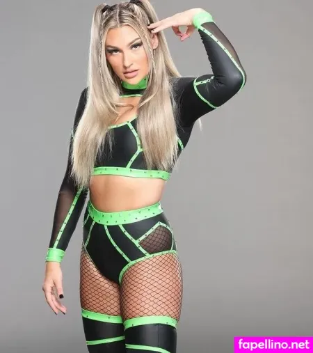 Izzi Dame OnlyFans Thumbnail #GndHClsSuD