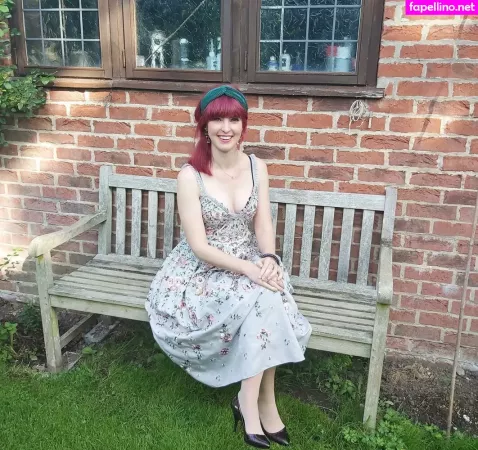 Izzie Balmer OnlyFans Thumbnail #N5wCx0vYC1
