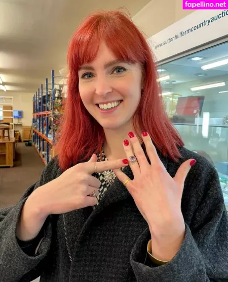 Izzie Balmer OnlyFans Thumbnail #RgRrPgNGFs