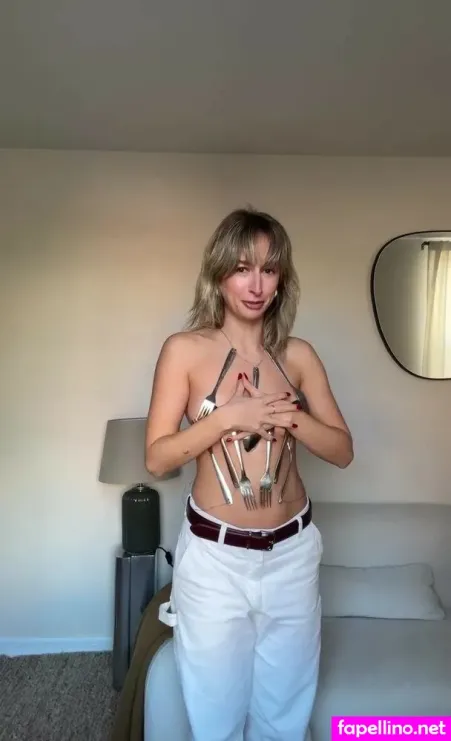 Izzipoopi OnlyFans Thumbnail #03rqnGNsPj