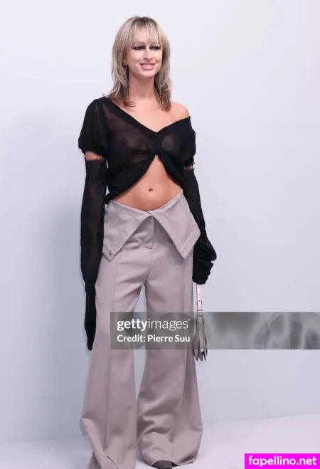 Izzipoopi OnlyFans Thumbnail #61NIXtR9FO