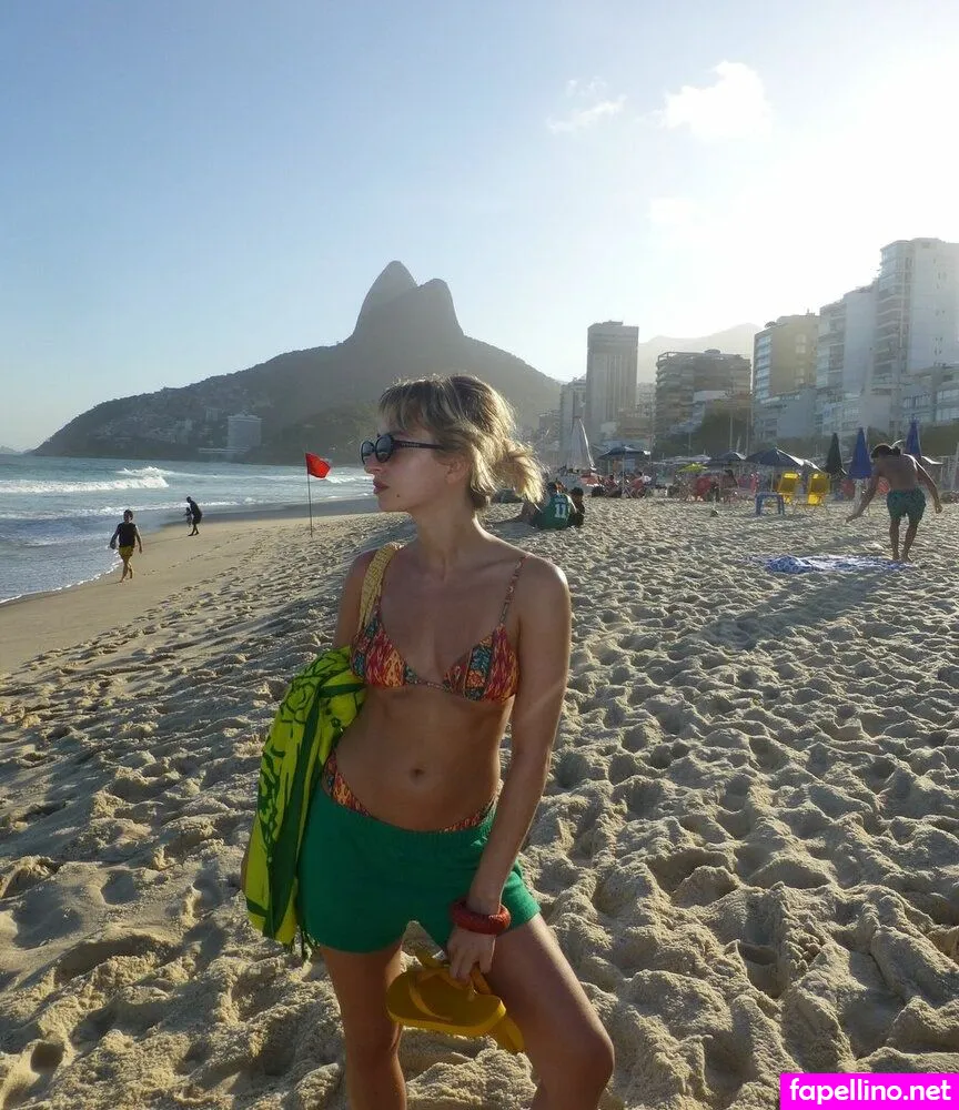 izzipoopi Nude Leaked OnlyFans Photo #AvfXn95sS9