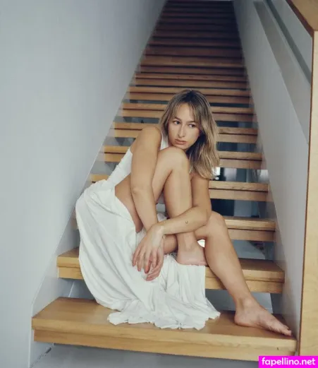 Izzipoopi OnlyFans Thumbnail #KdY979R2y3