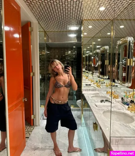 Izzipoopi OnlyFans Thumbnail #XKi5LJB01R