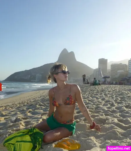 Izzipoopi OnlyFans Thumbnail #sFZTr5snlj