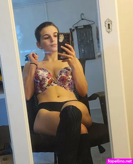 Izzy 72 OnlyFans Thumbnail #gyToxOnaTN