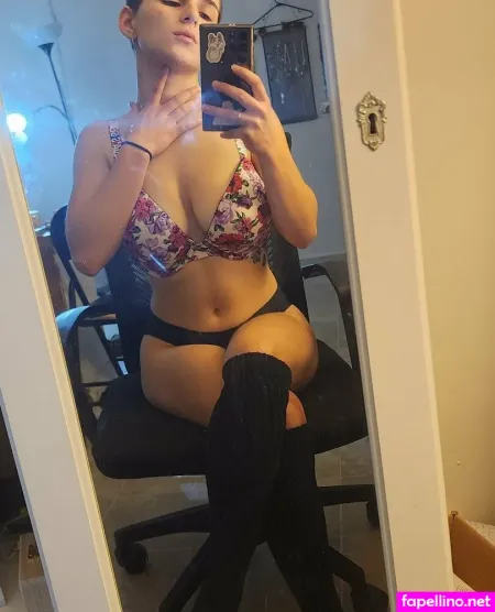 Izzy 72 OnlyFans Thumbnail #hq8XjoxeLj