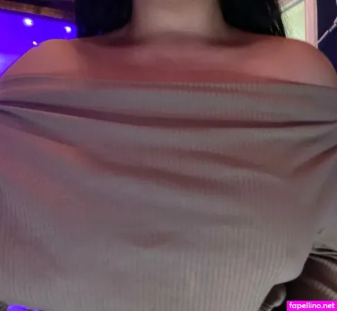 Izzy Barnes OnlyFans Thumbnail #mPAe0MKTrL