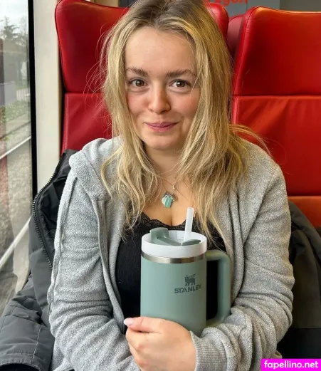 Izzy Hammond OnlyFans Thumbnail #pis6o1lKwE