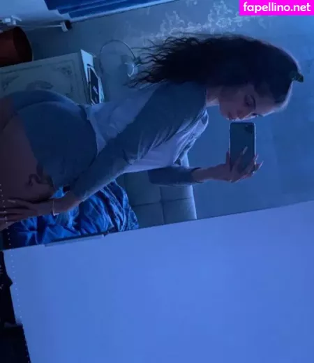 Izzy Lewis OnlyFans Thumbnail #FVBAo3HoFU